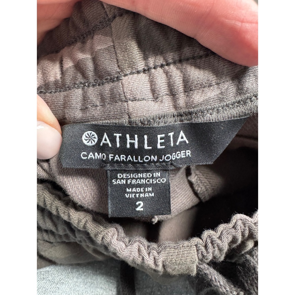 Athleta Camo Farallon Jogger Womens 2 Brown Camouflage Stretch‎ Utility Pants - Picture 6 of 11